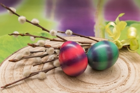 复活节彩蛋柳絮装饰图片